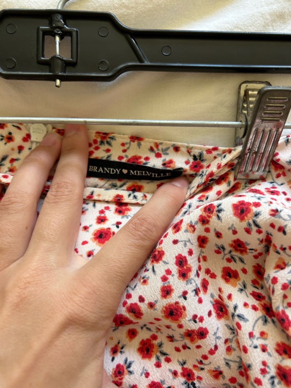 Brandy Melville White Asymmetrical Skirt with Red Floral Print - Picture 2 of 2